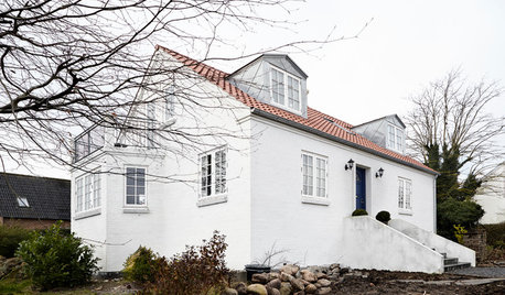 Aarhus Houzz Tour: Bright White Scandi Cool in Denmark