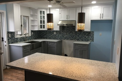 Kitchen - kitchen idea in New York