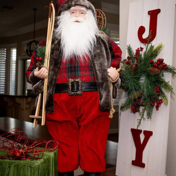 HOLIDAY DECORATING