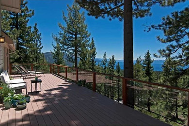 Deck - modern deck idea in Dallas