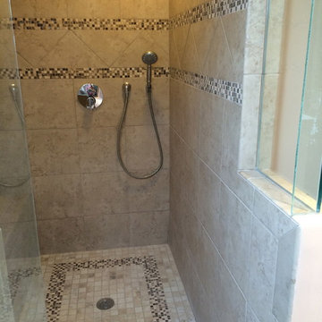 Decatur, Bonus Room Bath