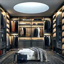 Walk in Closet