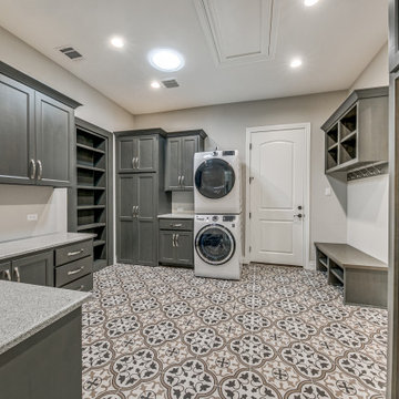 Hill-Co. Spanish: 4,289 ft², 3 BR/3.5 BA/1 ST