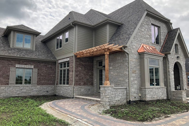 Country exterior home photo in Chicago