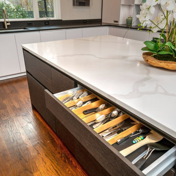 Picture perfect bright and dark Family oriented kitchen in Greenwich CT (2019)