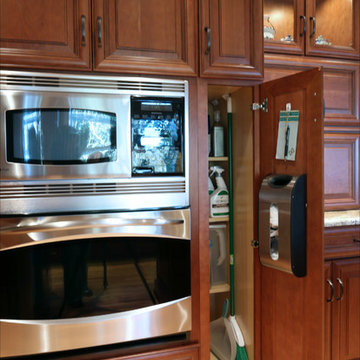 Beaverton Kitchen Remodel - plenty of custom storage