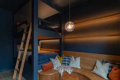 Mountain style kids' room photo in New York