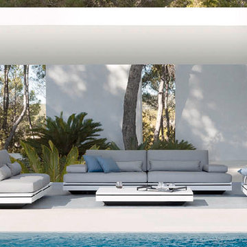 MANUTTI BELGIAN OUTDOOR FURNITURE