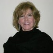 Mary Hooper's photo