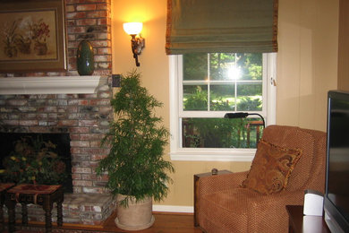 Inspiration for a timeless living room remodel in Kansas City