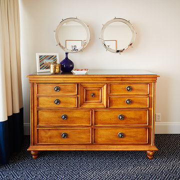 Contemporary Bedroom