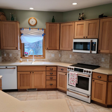 Transitional Kitchen Remodel Done in a Natural Shaker Door