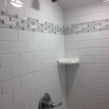 Powell Avenue Upstairs Bath