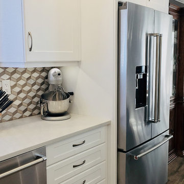 Typical Barrie kitchen made Pretty Before & After