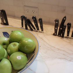 Knife Storage in Countertop - Knife Storage