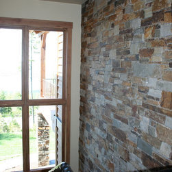 Camas Gold Ledge Stone - Siding And Stone Veneer