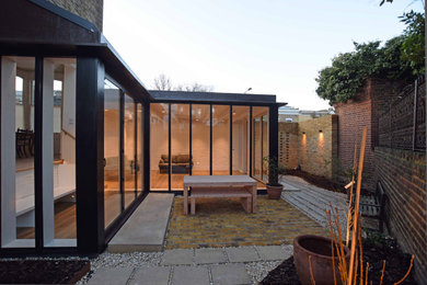 This is an example of a contemporary home design in London.