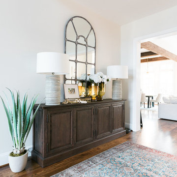 Welcoming Modern- Home