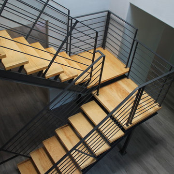 Self Supporting Stair Unit