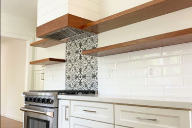 Kitchen - kitchen idea in San Francisco