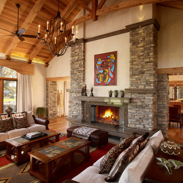 Hamilton Ontario Family Room