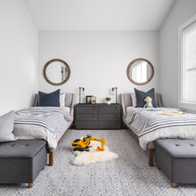 Lakehouse: Guest Room