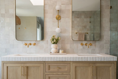 Bathroom - transitional bathroom idea in Los Angeles