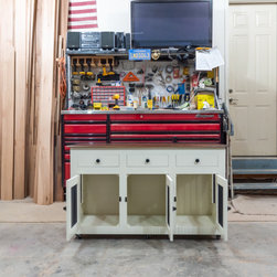 Medium Triple Kennel with Drawers & Walnut Top - Dog Kennels And Crates