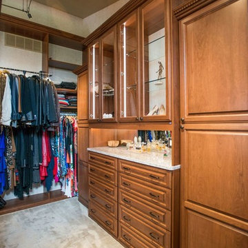 Colorado Springs Traditional Master Closet