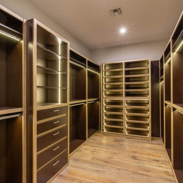 HIs Walk-in Closet by VelArt
