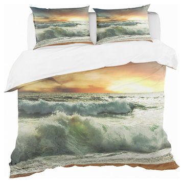 Rushing Waves in Evening Beach Coastal Duvet Cover Set, Twin