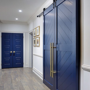 Inredning av en klassisk hall