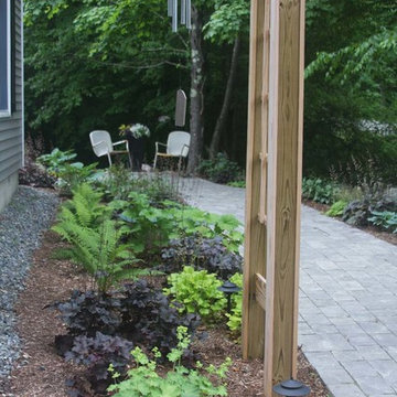 Woodland Front Walkway