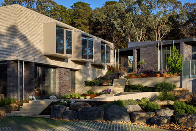 Inspiration for a contemporary exterior in Melbourne.