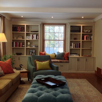 Living Room in Baie d'Urfe