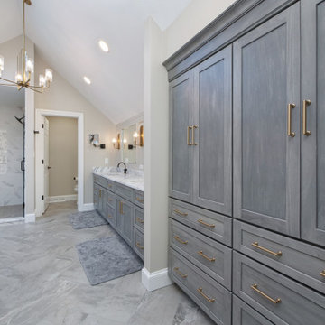 Light & Airy Contemporary Bathroom
