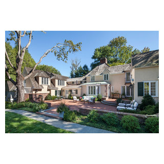 Greenwich Colonial Revival - Traditional - Exterior - New York - by ...