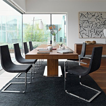 Cruiser Cantilever Chairs and Park Pedestal Table