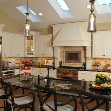 Fall for this Traditional Kitchen - Glen Ellyn, IL