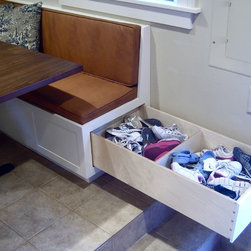 The American Craftsman Workshop - Todd A. Clippinger - Corner Banquette and Table - Dining Tables