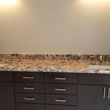 Bianco Antico Vanity