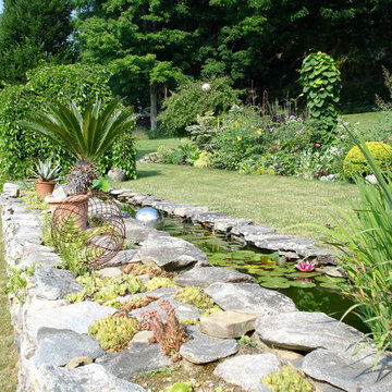 COUNTRY SHOWPIECE