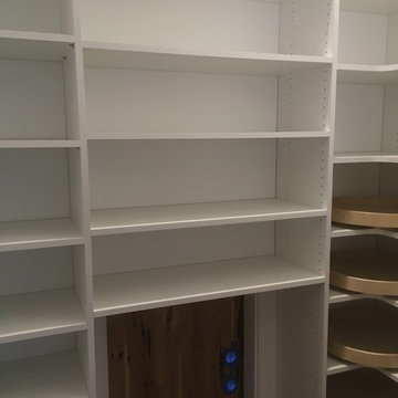 Cuyahogah Falls Closet and pantry