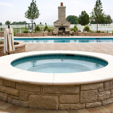 Wadsworth, IL Swimming Pool and Hot Tub