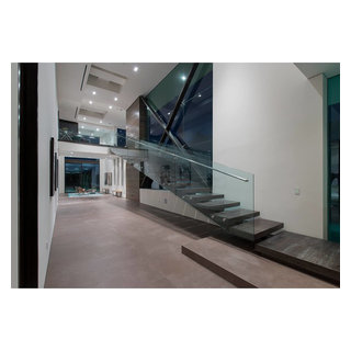 Benedict Canyon Beverly Hills luxury home modern open volume interior ...