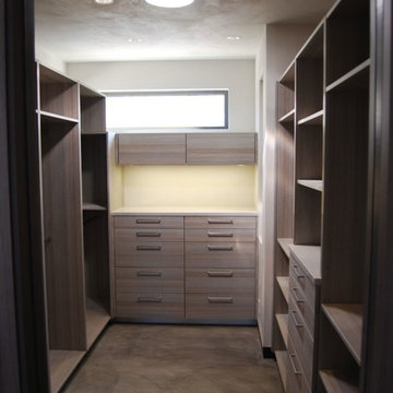 Where Walter White hangs his clothes
