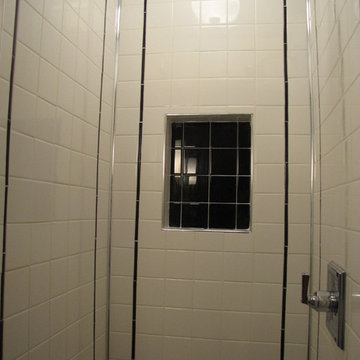 Black and White Shower - Kauffman