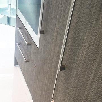 Las Olas private condo - Kitchen wrapped with wood architectural film.