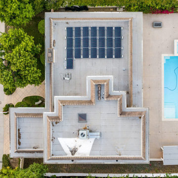 Sistema Solar Fotovoltaico 13.4 kWp con Respaldo en Baterías | Casa Campestre