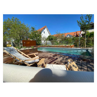 Naturpool 10,00 x 3,20 m in Griesheim 2021 Contemporary Pool